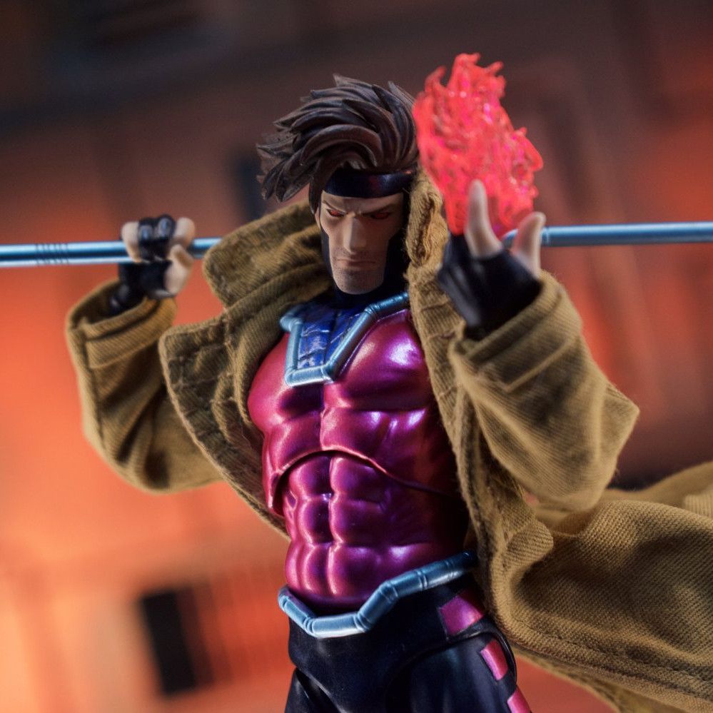 X-Men Gambito Marvel MAFEX 131 Gambit Comic Ver