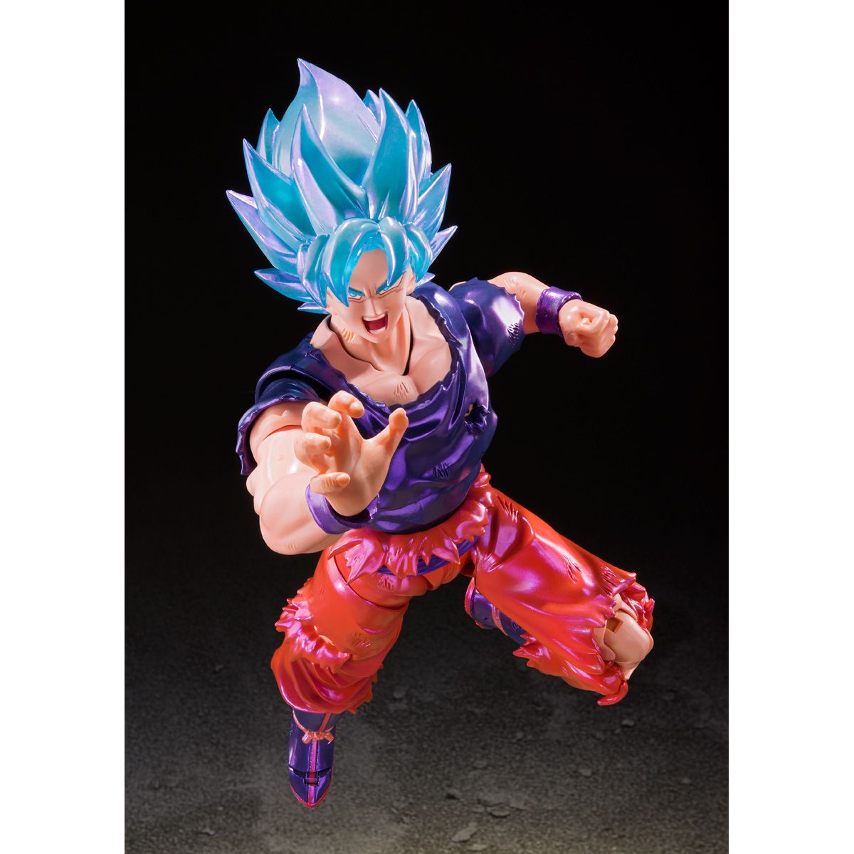 SDCC 2021 SH Figuarts SSJ God Goku Kaio-Ken Blue Evento