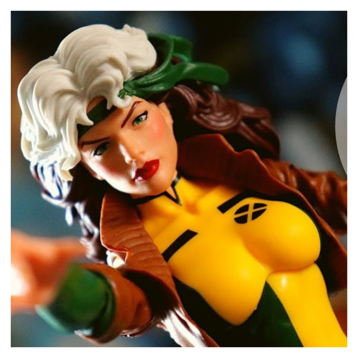 Figura Rogue The Uncanny X-Men Marvel Legends Retro Titania
