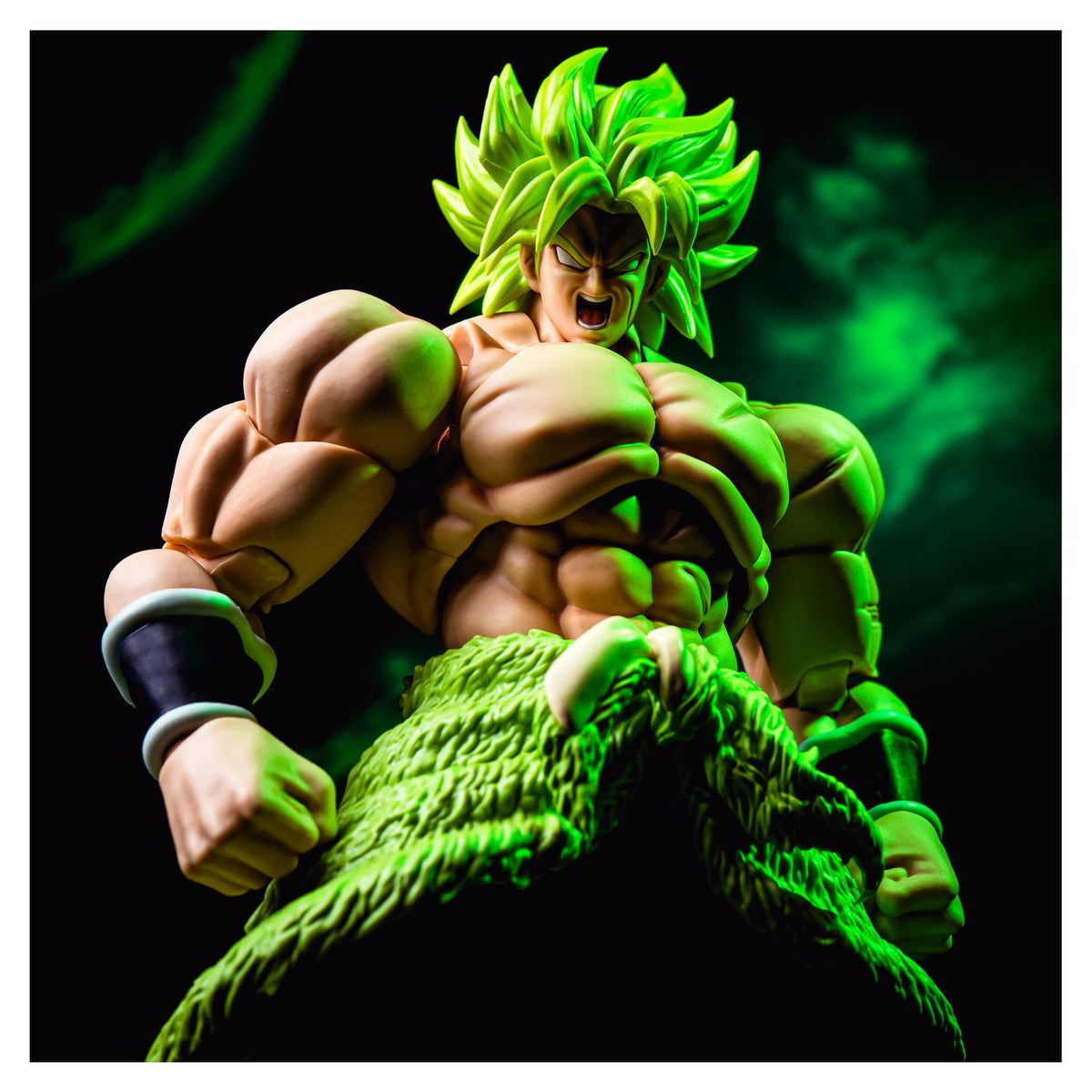 Dragon Ball Super SH Figuarts Super Saiyan Broly Full Power
