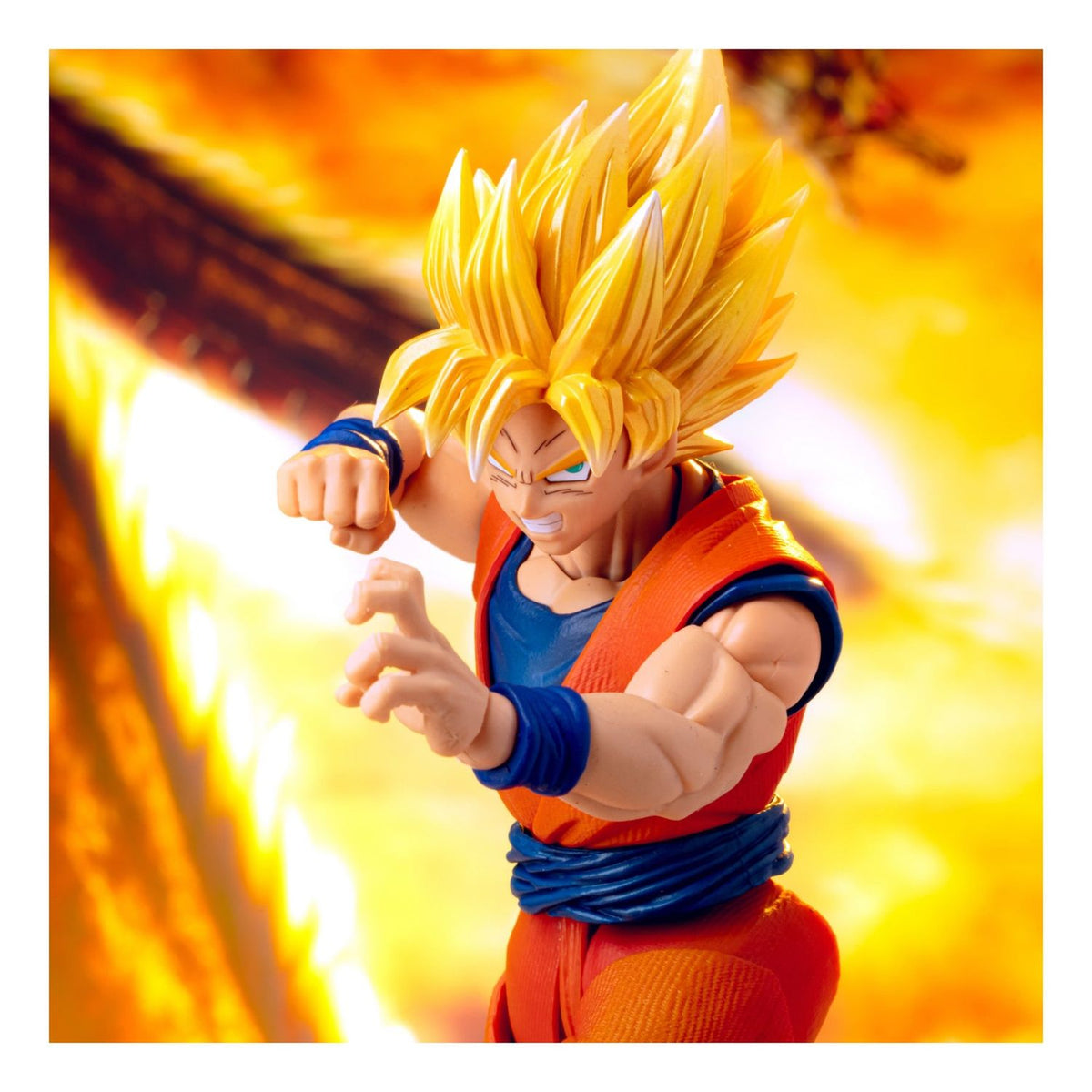 Figura de Acción Dragon Ball Z Imagination Works Goku