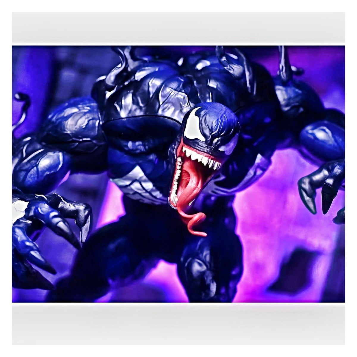 Figura de Acción Marvel Legends Variant Monster Venom Deluxe