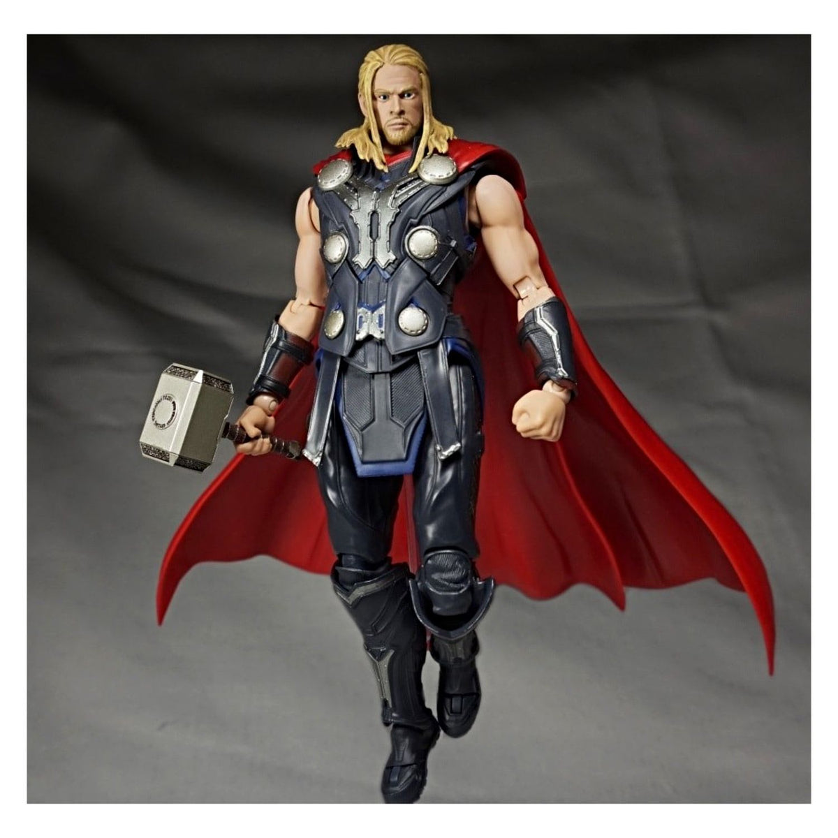 Avengers Age of Ultron SH Figuarts Thor