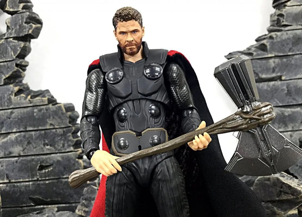 Figura Marvel Avengers Infinity Saga SH Figuarts Thor Bandai