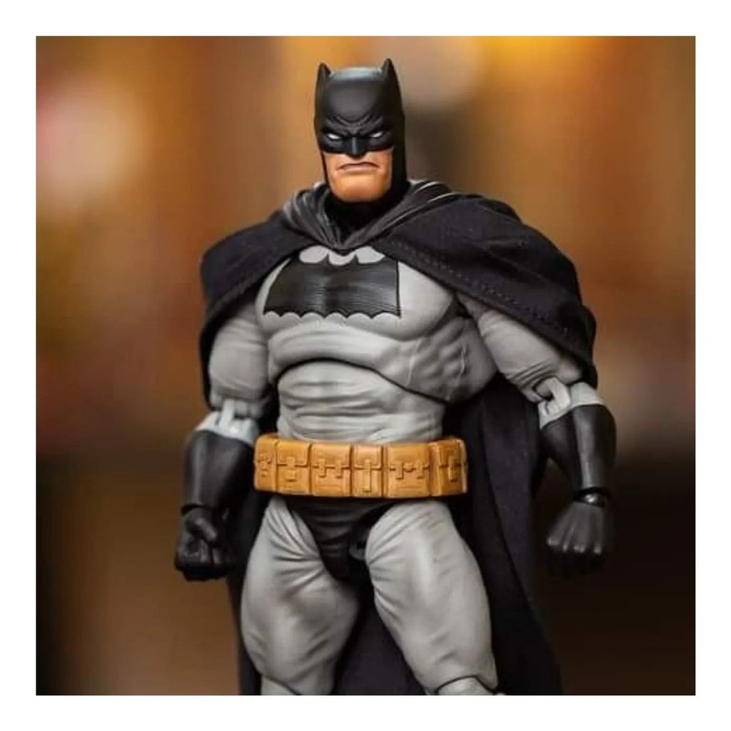 The Dark Knight Returns MAFEX 106 Batman