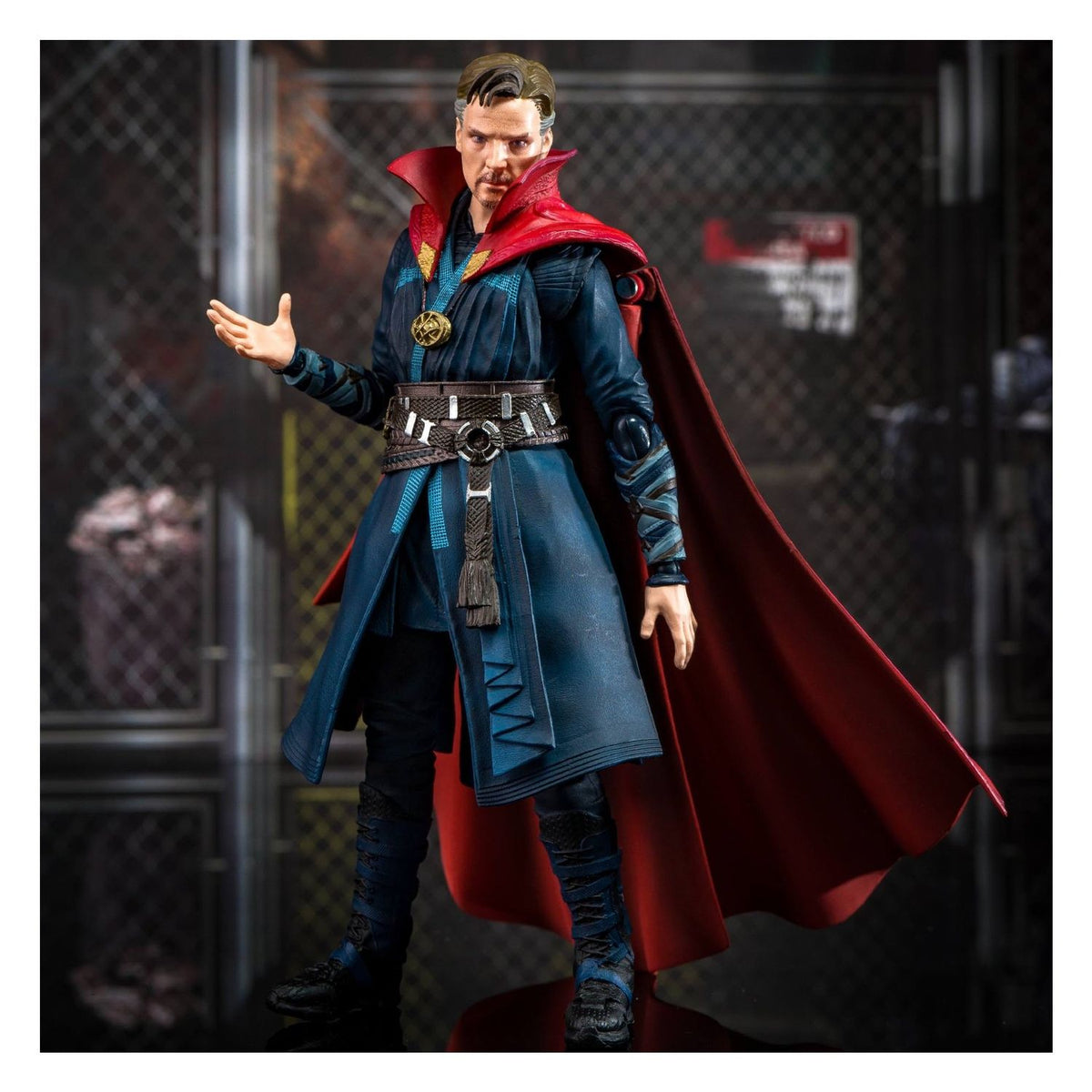 Dr Strange SH Figuarts Doctor Strange & Burning Flame Set