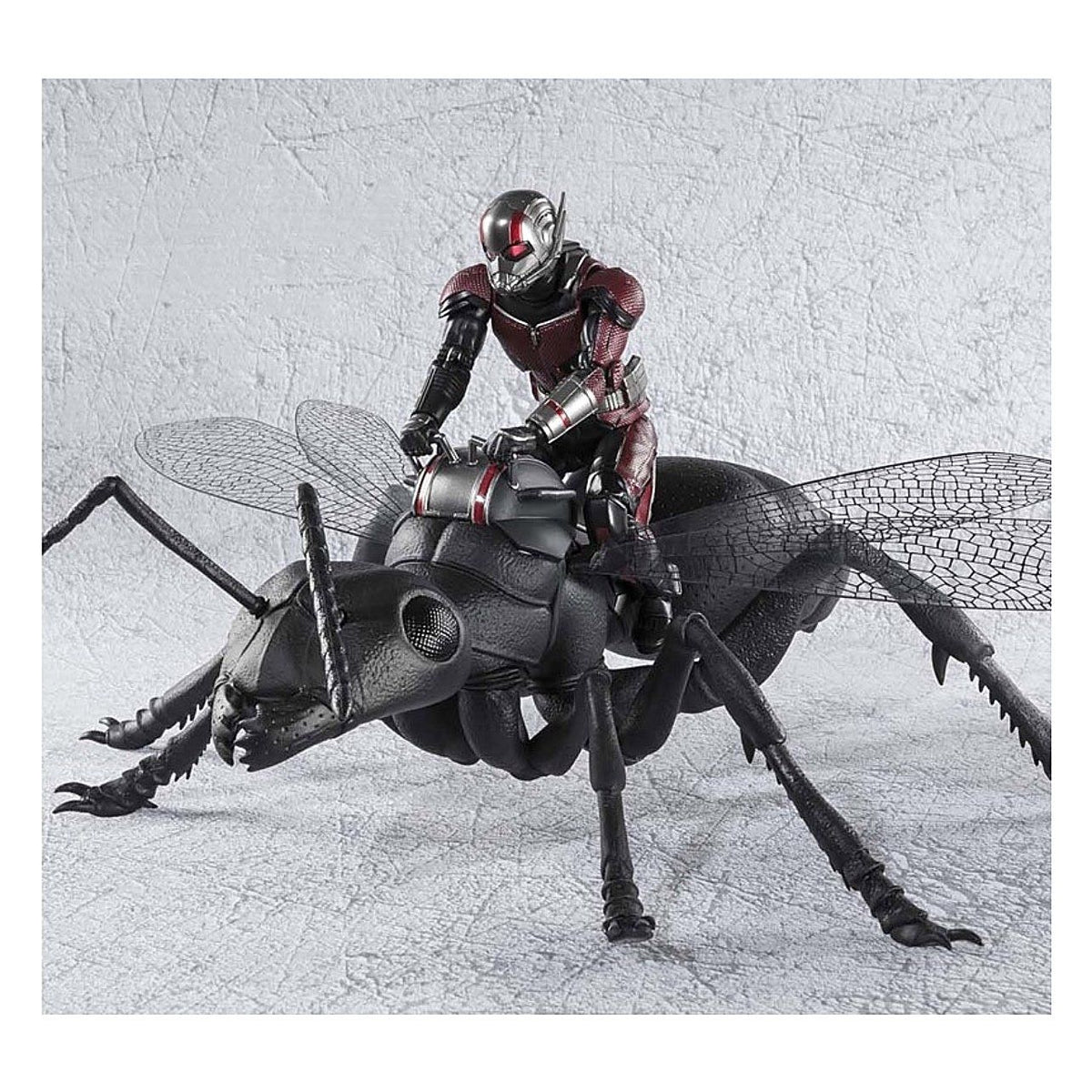 Ant-Man and the Wasp SH Figuarts Ant-Man & Ant Set