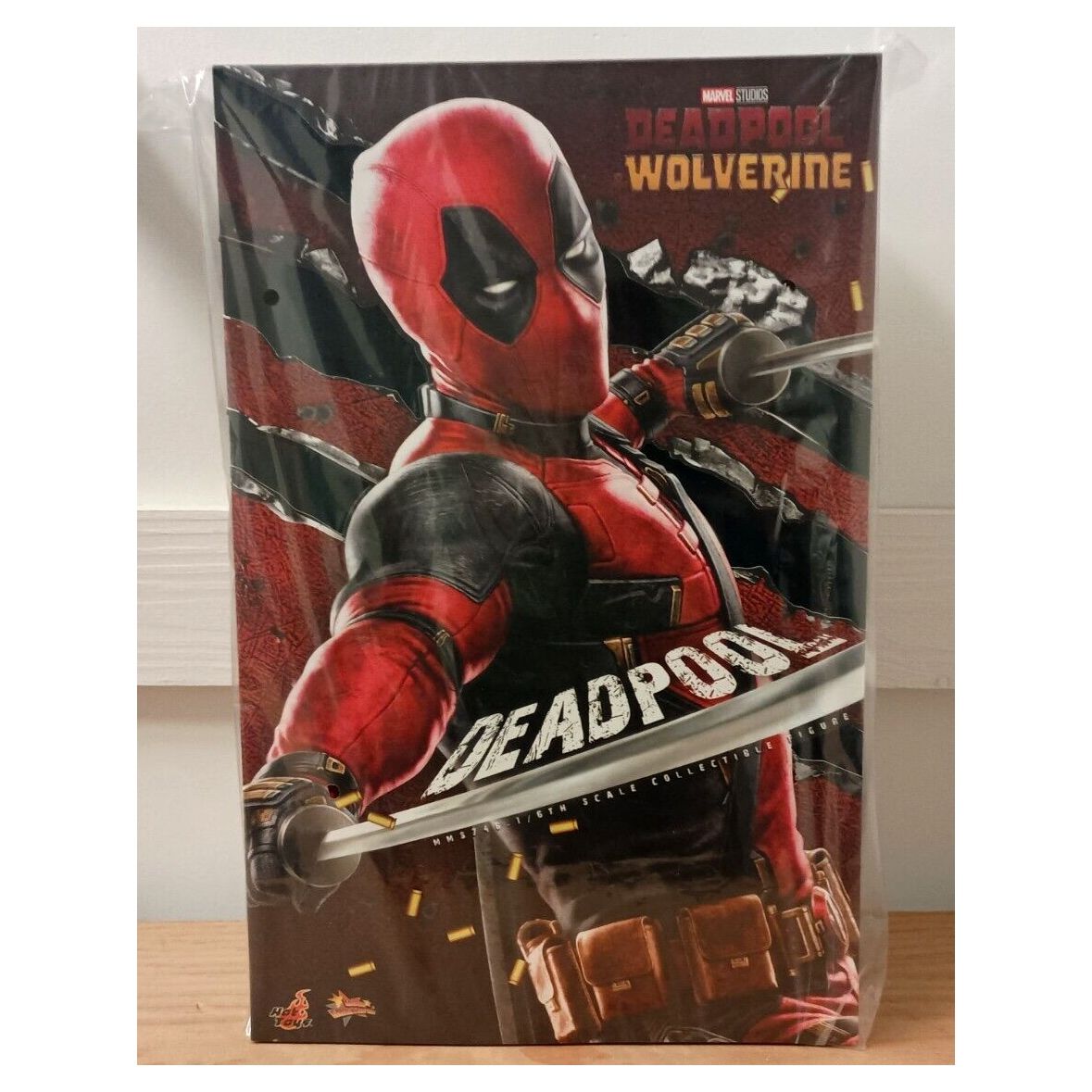 Figura Deadpool Movie Deadpool & Wolverine 31cm Altura