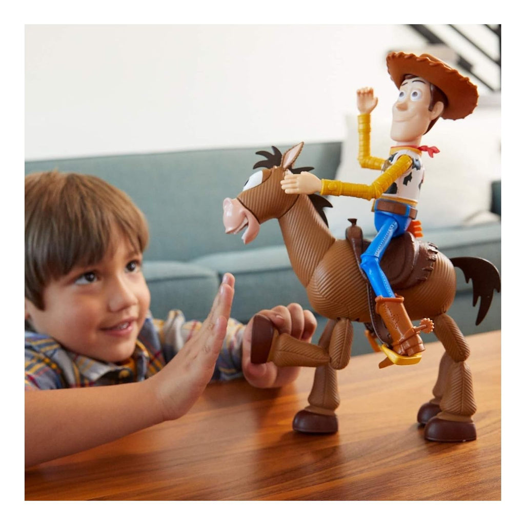 Toy Story Set Woody y Tiro al Blanco de Disney Pixar 30cm