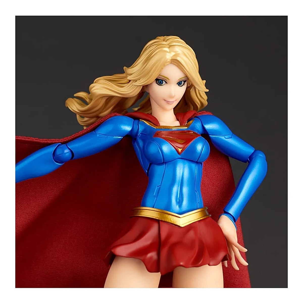 DC Comics Amazing Yamaguchi Revoltech Supergirl
