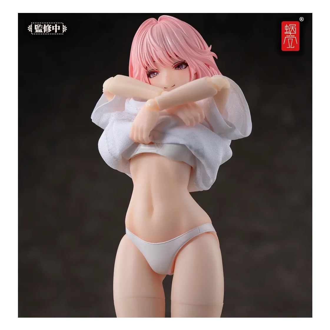 Figura Acción Conejita Aileen con Sueter escala 1-12  15cm