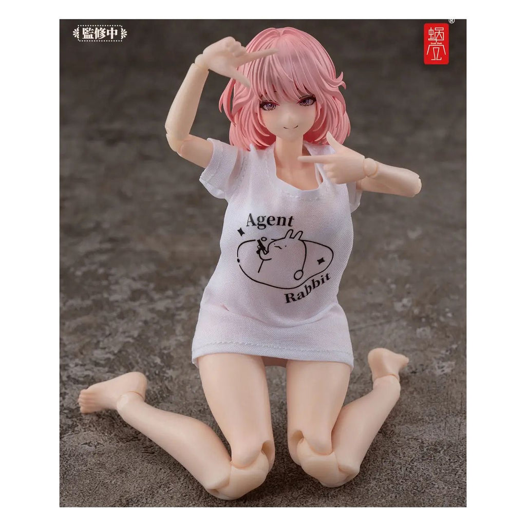 Figura Acción Conejita Aileen con Sueter escala 1-12  15cm