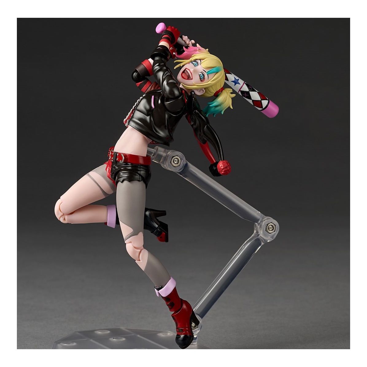 Suicide Squad Isekai Amazing Yamaguchi Revoltech Harley Quinn