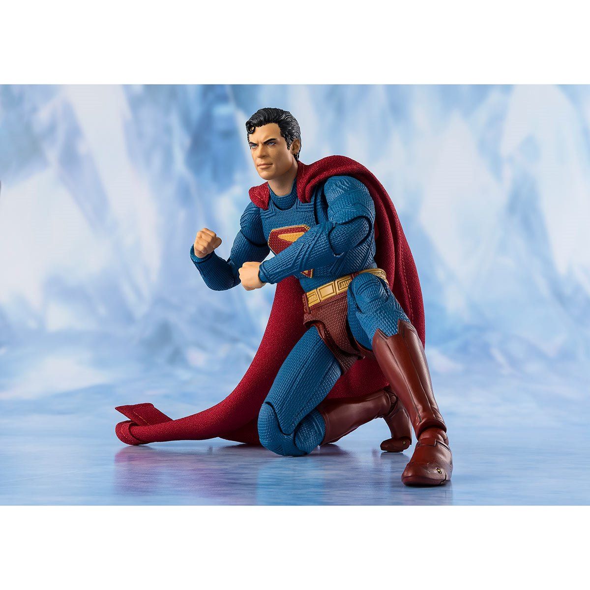 Figura de Accion SH Figuarts Superman 2025 La Pelicula