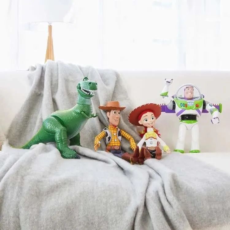 Toy Story Jessie de Disney Pixar Interactivo con + 10 Frases en INGLES 40cm