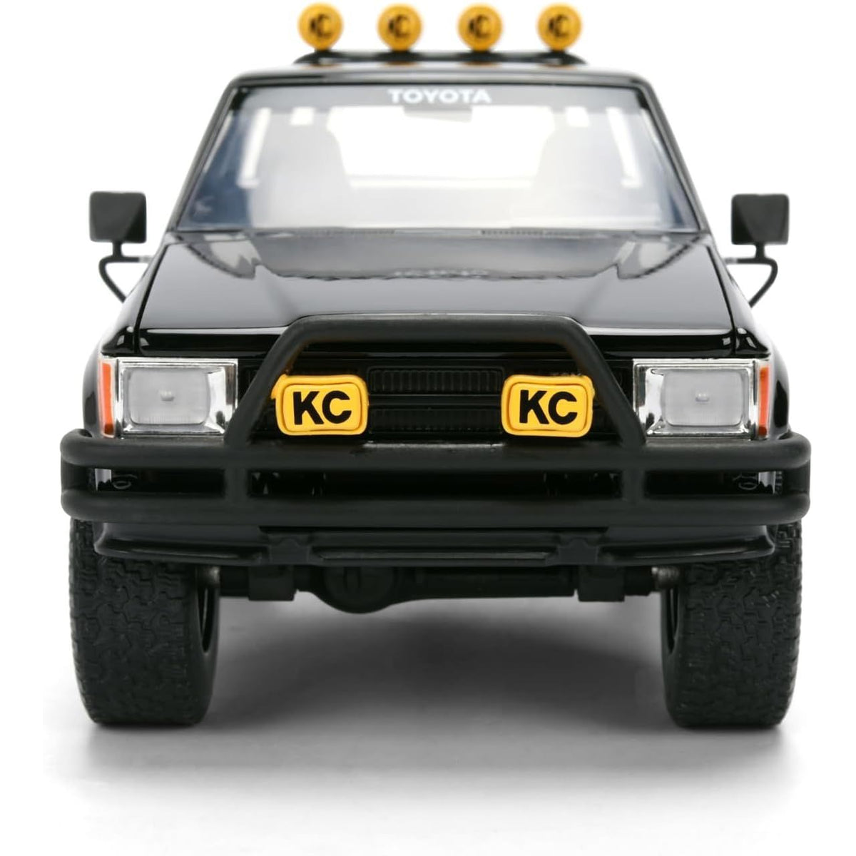 Auto Escala Volver al futuro 1985 Toyota SR5 Pickup con Patineta 1-24 Back To The Future