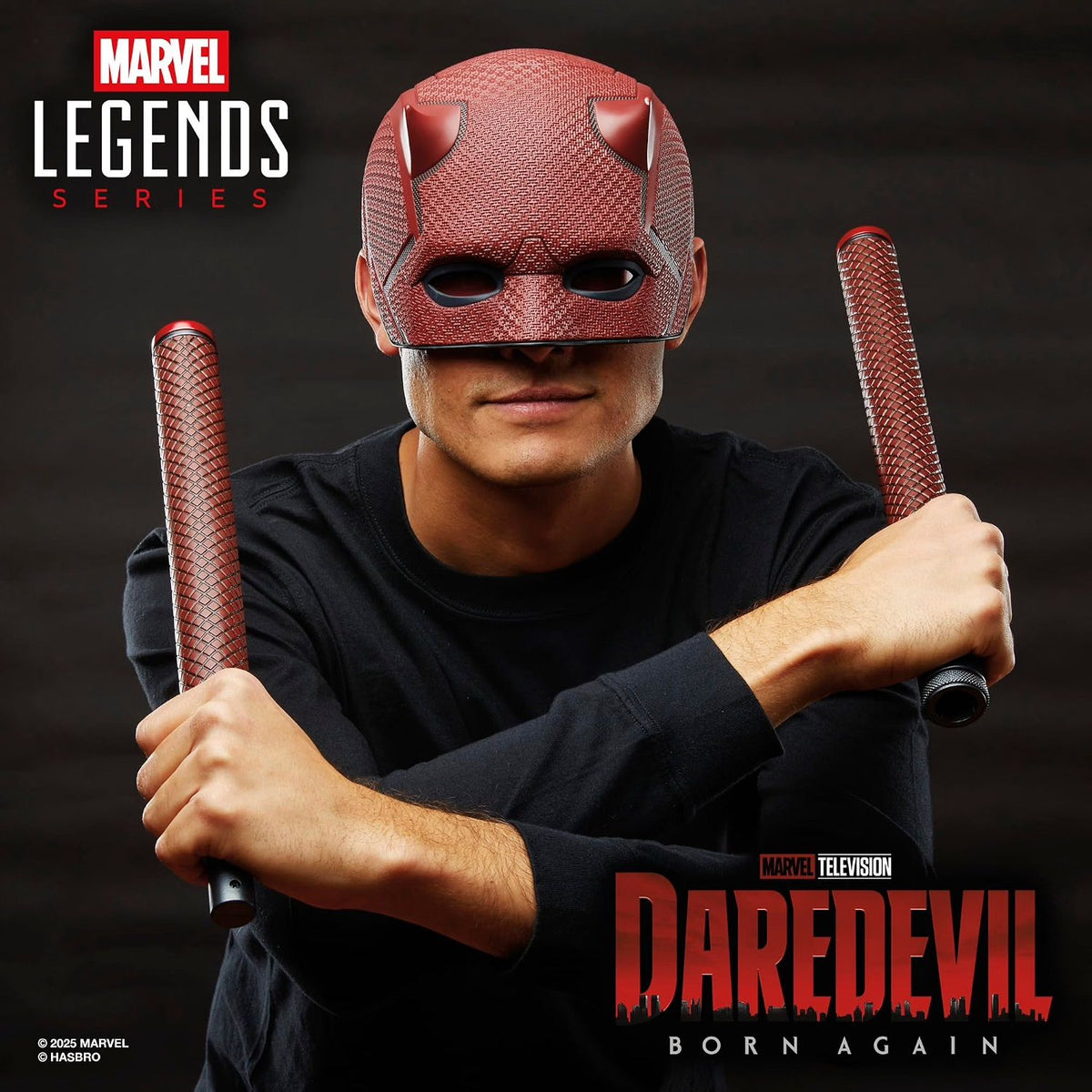 Casco Daredevil y Bastones Marvel Legends Roleplay Mask and Billy Clubs